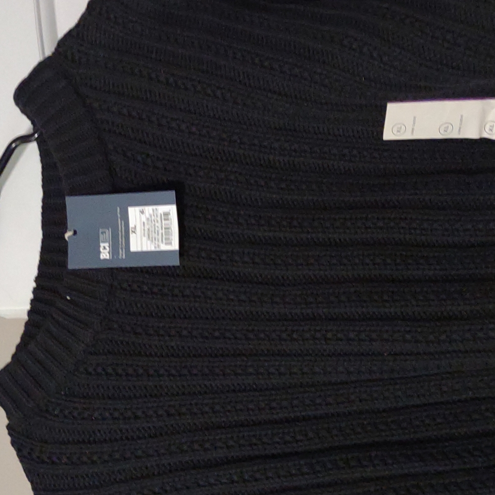 Sweater - Picture 3 of 3